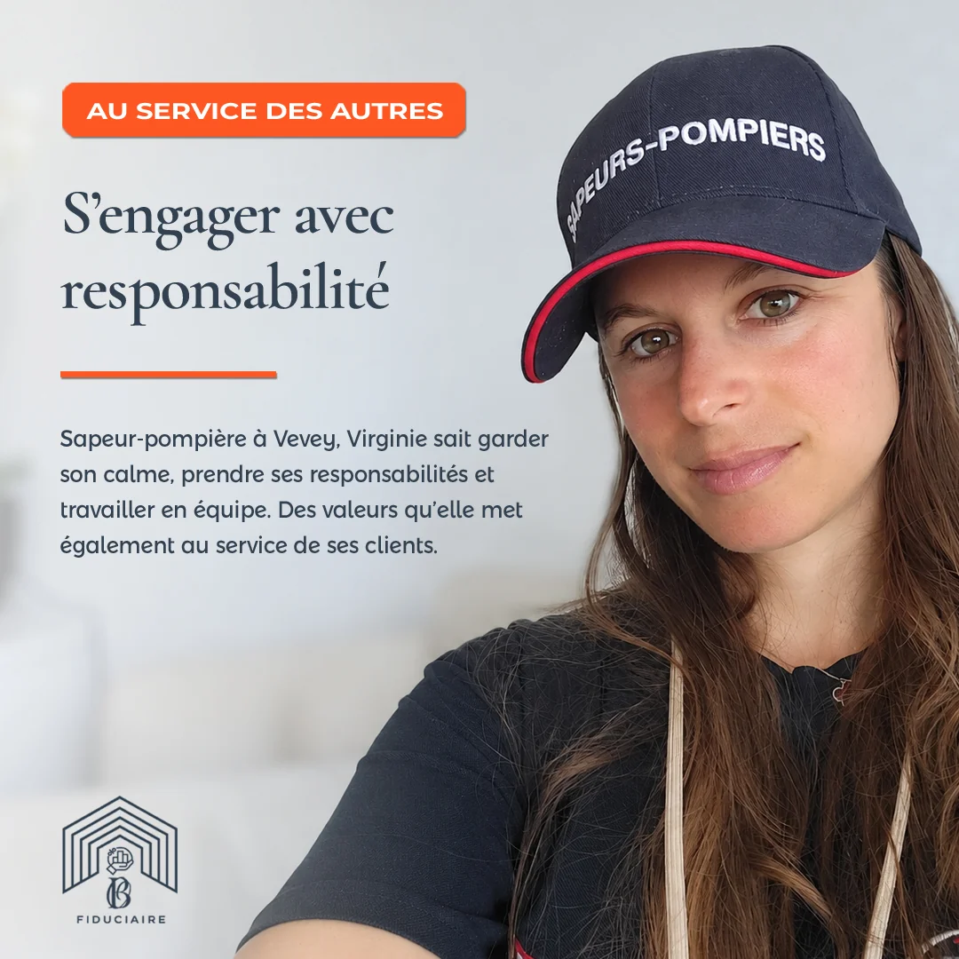 Virginie en tenue de sapeur-pompière à Vevey. Texte disponible dans « Lire les textes du carrousel ».